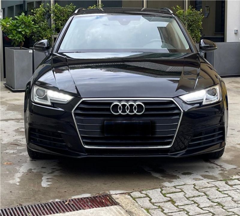 Usata Audi A4 122 CV (89 kW) 2016 Nero Station wagon