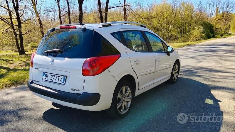 Usata Peugeot 207 120 CV (88 kW) 2008 Bianco Station wagon