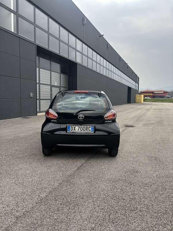 Usata Toyota Aygo 68 CV (50 kW) 2009 Utilitaria