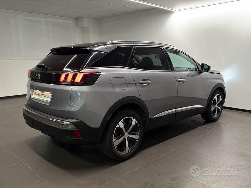 Usata Peugeot 3008 Allure 131 CV (96 kW) 2019 Other SUV