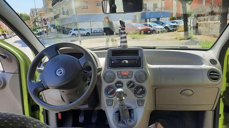 Usata Fiat Panda Dynamic 60 CV (44 kW) 2004 Verde Utilitaria