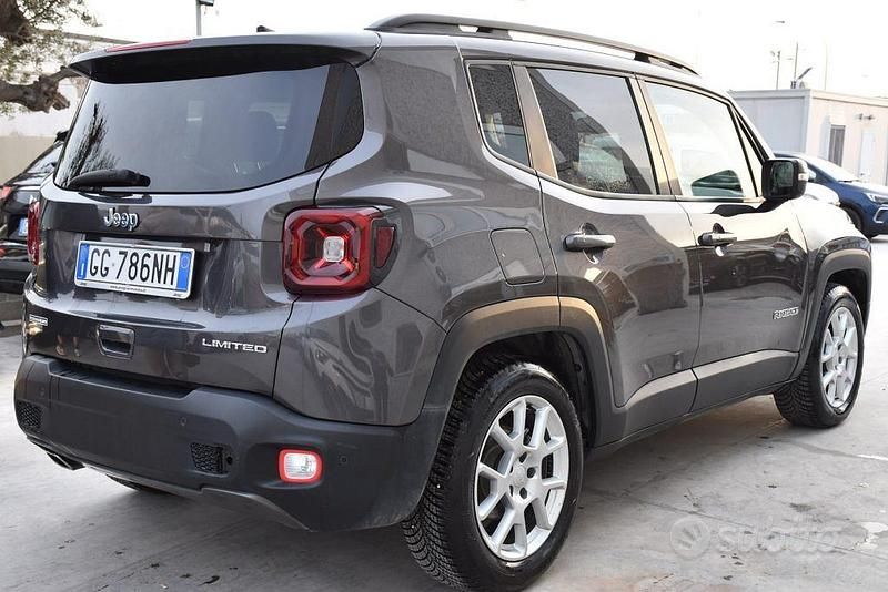 Usata Jeep Renegade Limited 131 CV (96 kW) 2021 Grigio SUV