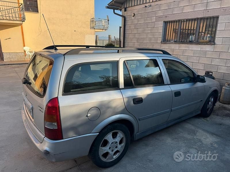 Usata Opel Astra 101 CV (74 kW) 2000 Station wagon