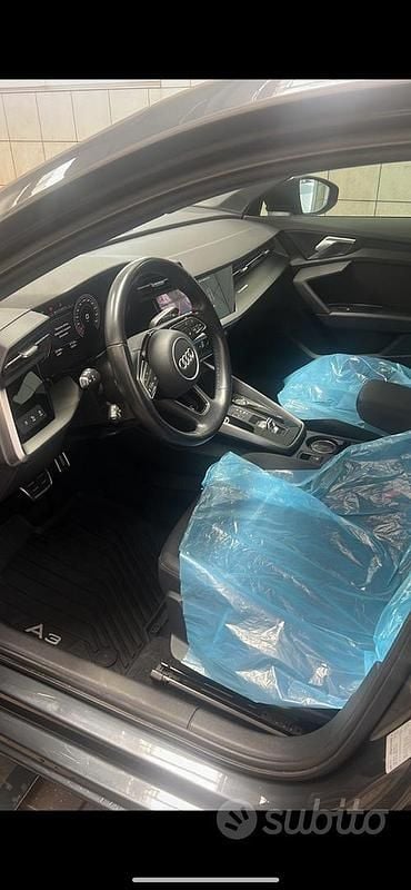 Usata Audi A3 116 CV (85 kW) 2022 Grigio Berlina