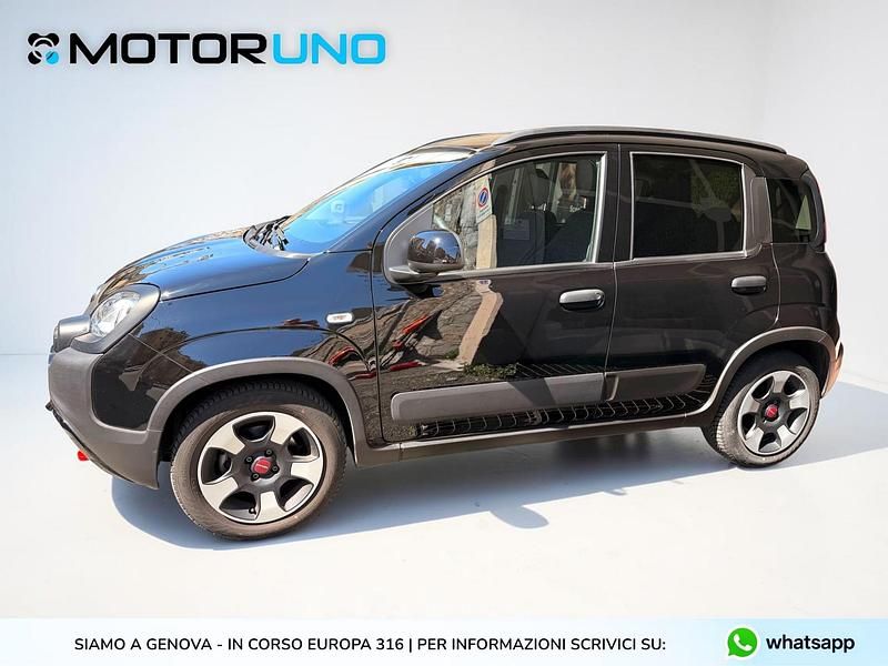 Usado Fiat Panda Cross Cross 71 CV (52 kW) 2023 Negro Utilitario