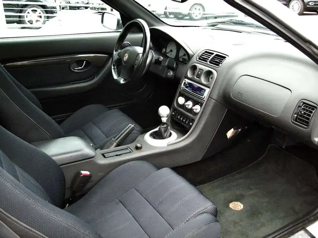 Usata MG TF 136 CV (100 kW) 2002 Argento Cabrio