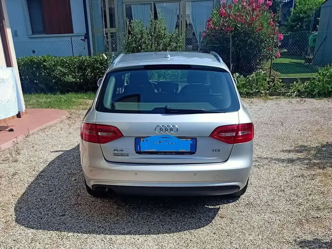 Usata Audi A4 Ambiente 143 CV (105 kW) 2013 Argento Station wagon