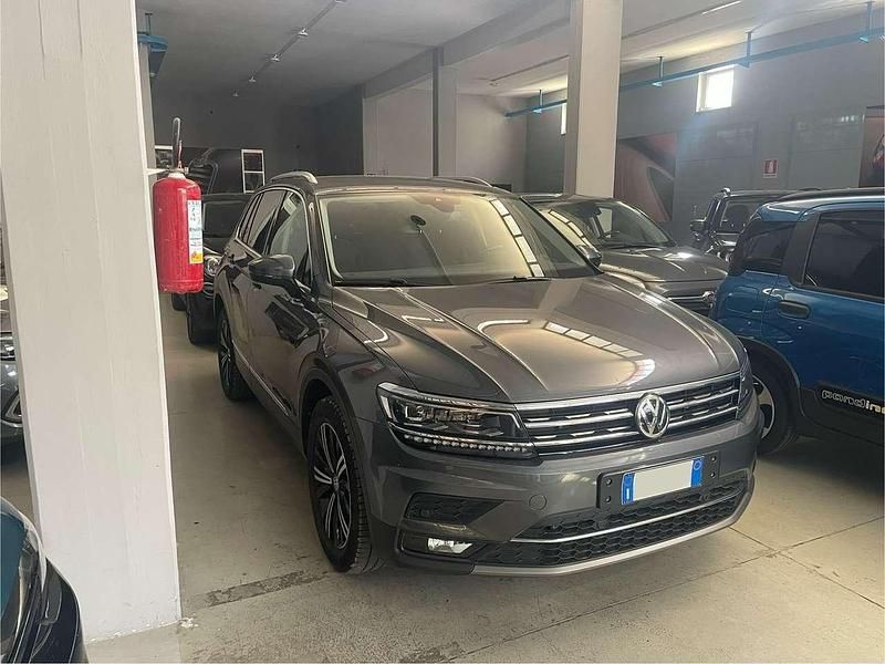 Usata VW Tiguan 150 CV (110 kW) 2018 Grigio SUV