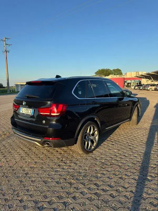 Usata BMW X5 Efficient Dynamics 258 CV (189 kW) 2014 Nero SUV