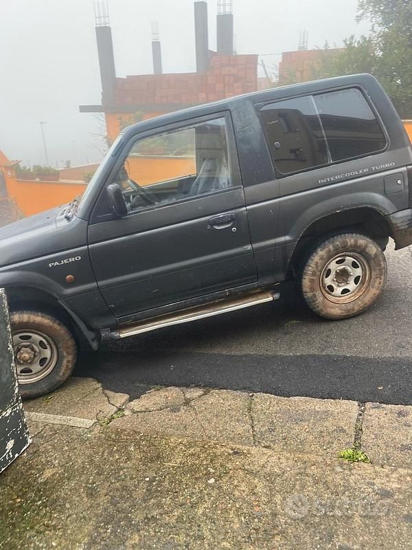 Usata Mitsubishi Pajero 100 CV (73 kW) 1994 SUV