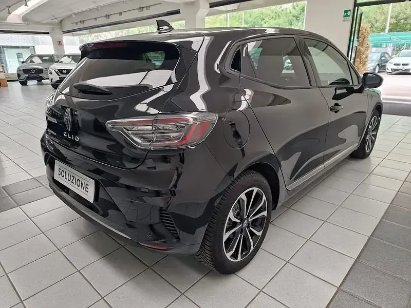 Usata Renault Clio Techno 91 CV (66 kW) 2025 Nero Utilitaria