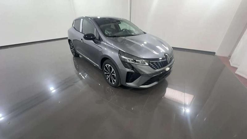 Nuova Renault Clio V Techno 101 CV (74 kW) 2025 Grigio Berlina