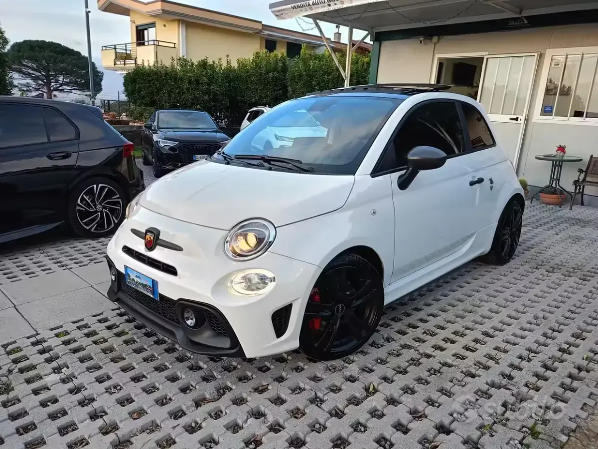 Usata Abarth 595 Competizione 180 CV (132 kW) 2021 Bianco Berlina