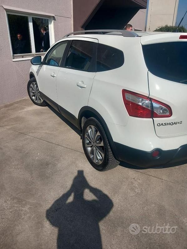Usata Nissan Qashqai +2 Tekna 2011 Bianco SUV