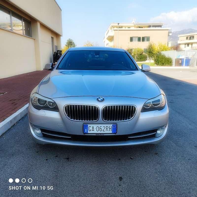 Usata BMW 520 Efficient Dynamics 184 CV (135 kW) 2013 Grigio Station wagon