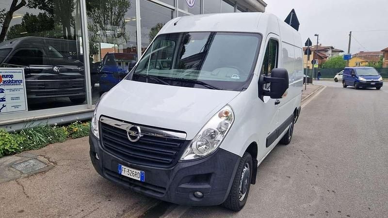Usata Opel Movano 110 CV (80 kW) 2016 Bianco Monovolume