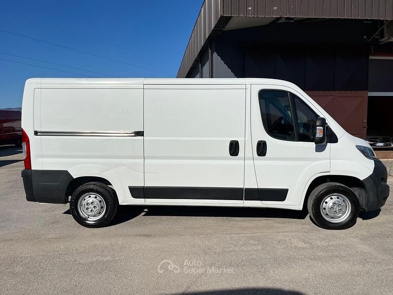Usata Citroën Jumper 140 CV (102 kW) 2020 Bianco Monovolume