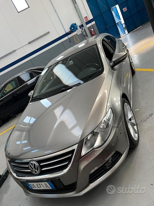 Grigio Usata 2009 VW Passat Tre volumi | 8800 € - Immagine 1/4