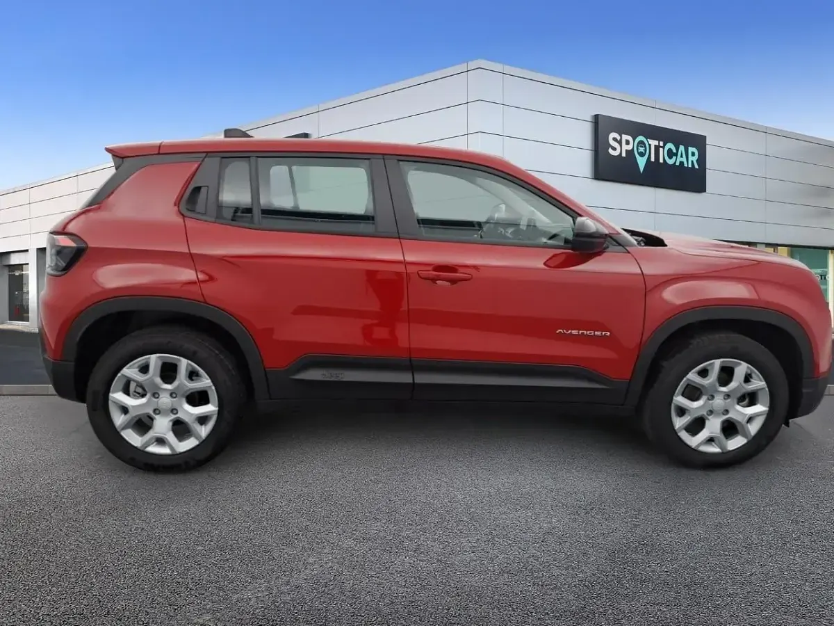 Usata Jeep Avenger Altitude 101 CV (74 kW) 2025 Rosso SUV