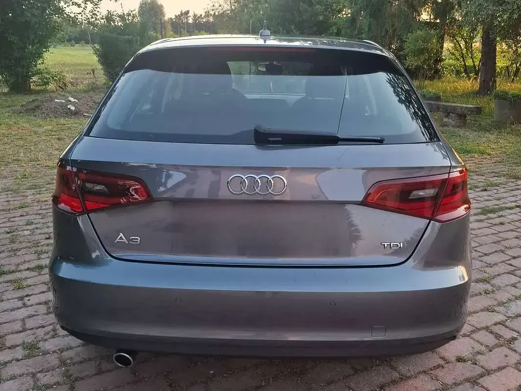 Usata Audi A3 Ambition 110 CV (80 kW) 2015 Grigio Berlina