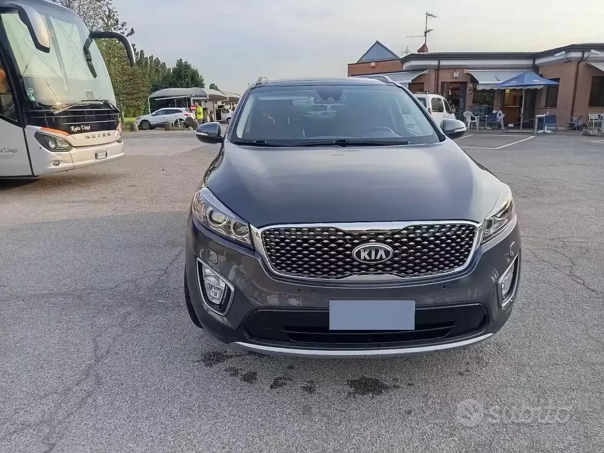 Usata Kia Sorento 200 CV (147 kW) 2016 Grigio SUV