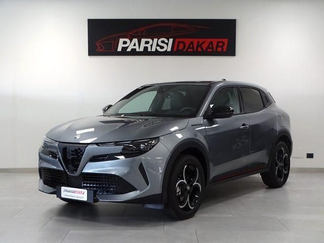 Usata Alfa Romeo Junior Edizione Speciale 136 CV (100 kW) 2024 Grigio metallizzato SUV