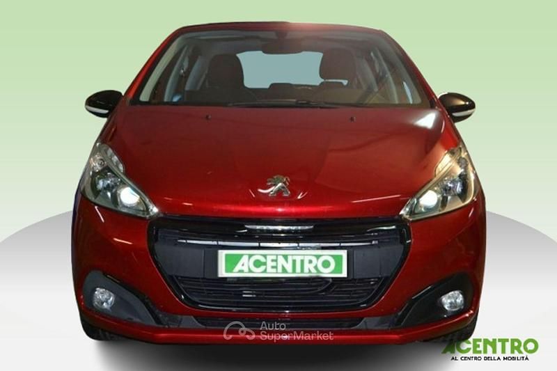 Usata Peugeot 208 Allure 82 CV (60 kW) 2018 Rosso Utilitaria