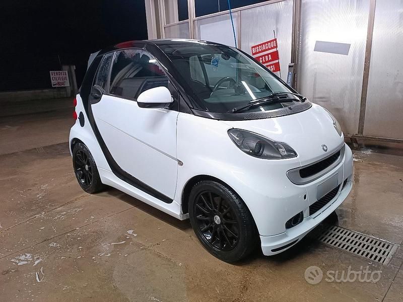 Usata Smart ForTwo Cabrio Brabus 45 CV (33 kW) 2007 Bianco Cabrio