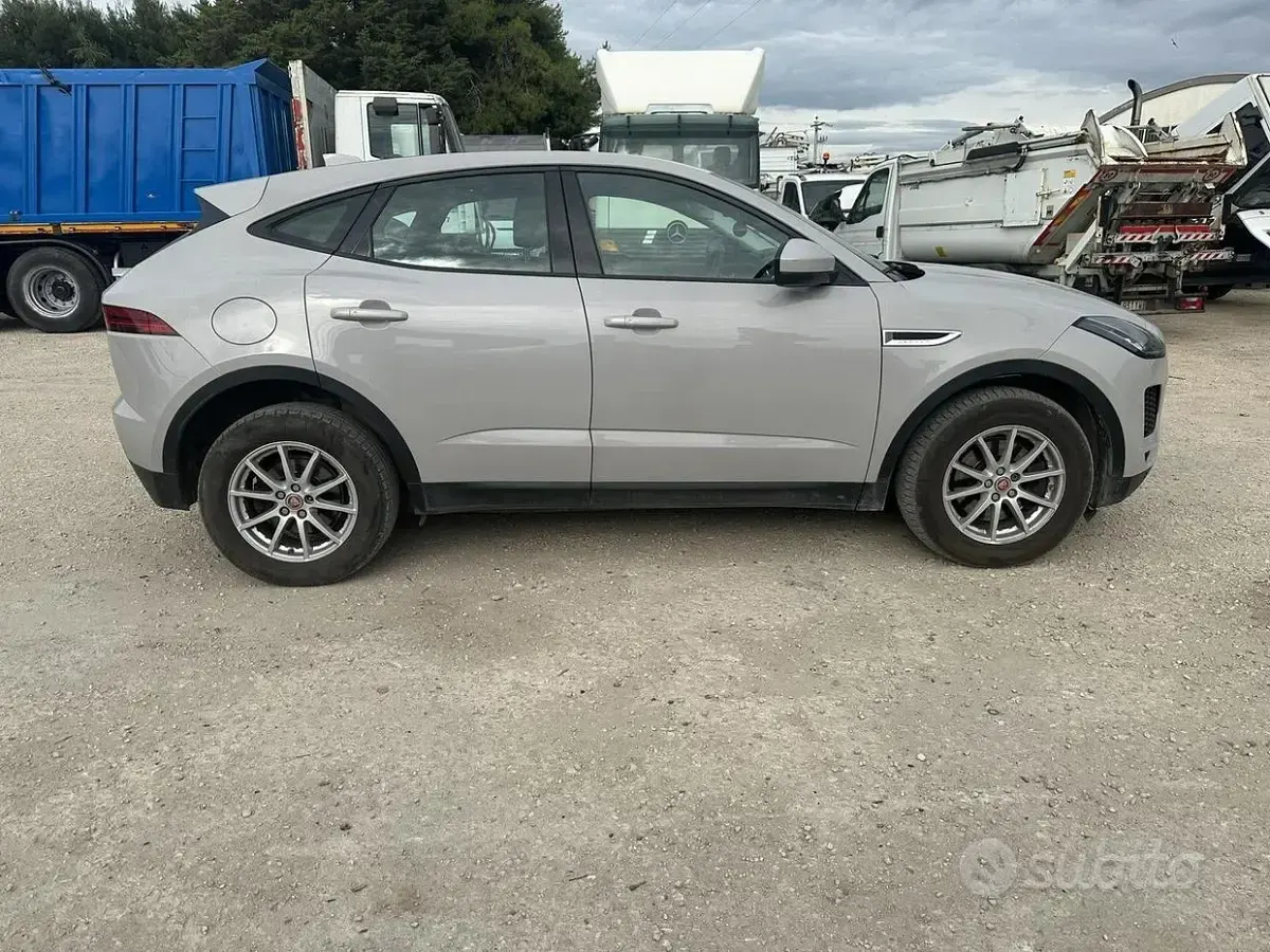 Usata Jaguar E-Pace 150 CV (110 kW) 2018 SUV