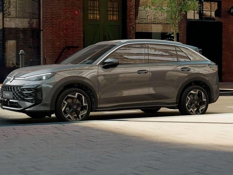 Nuova VW T-Roc R-line 150 CV (110 kW) 2026 Wolf grey metallizzato SUV