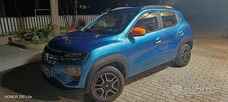 Nero Usata 2021 Dacia Spring Comfort Plus Utilitaria | 8999 € (Buon prezzo) - Immagine 1/4
