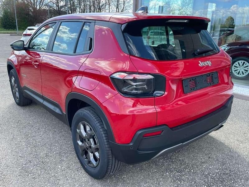 Nuova Jeep Avenger Longitude 101 CV (74 kW) 2025 Rosso SUV