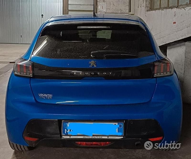 Usata Peugeot 208 Allure 101 CV (74 kW) 2021 Blu Utilitaria