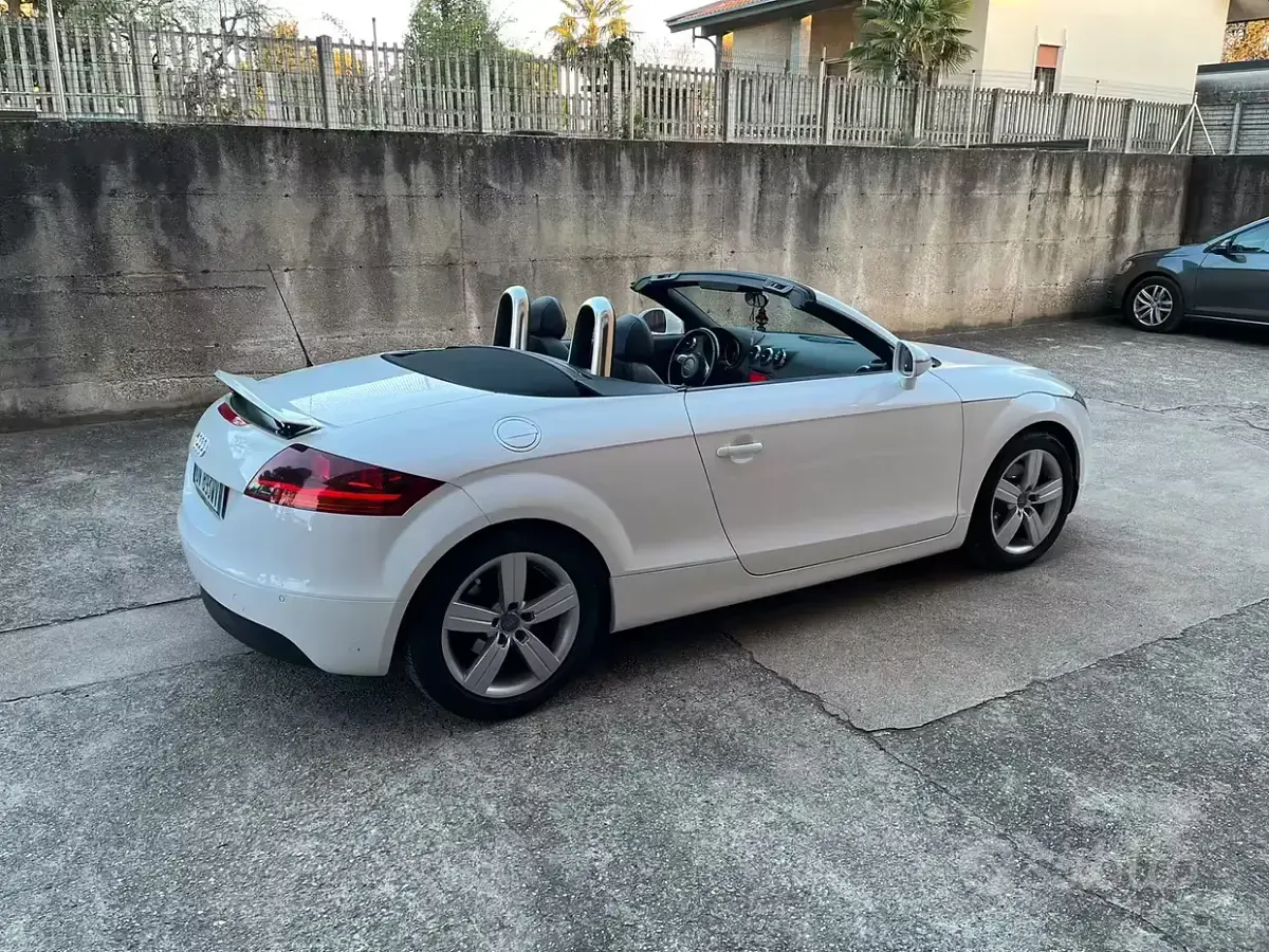 Usata Audi TT Roadster Ambiente 200 CV (147 kW) 2007 Bianco Cabrio