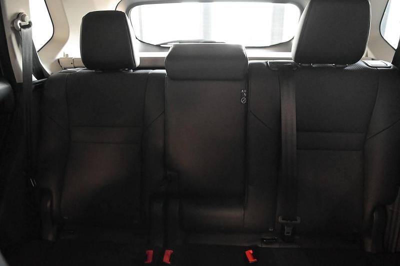 Usata Nissan X-Trail 213 CV (156 kW) 2025 Gray SUV