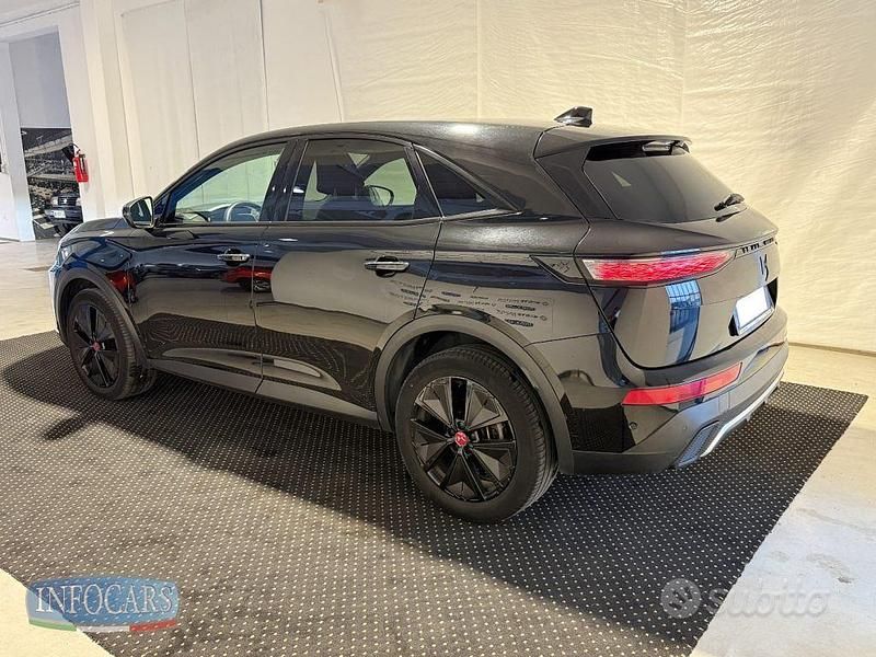 Usata DS Automobiles DS7 Crossback Performance 131 CV (96 kW) 2023 Nero metallizzato SUV