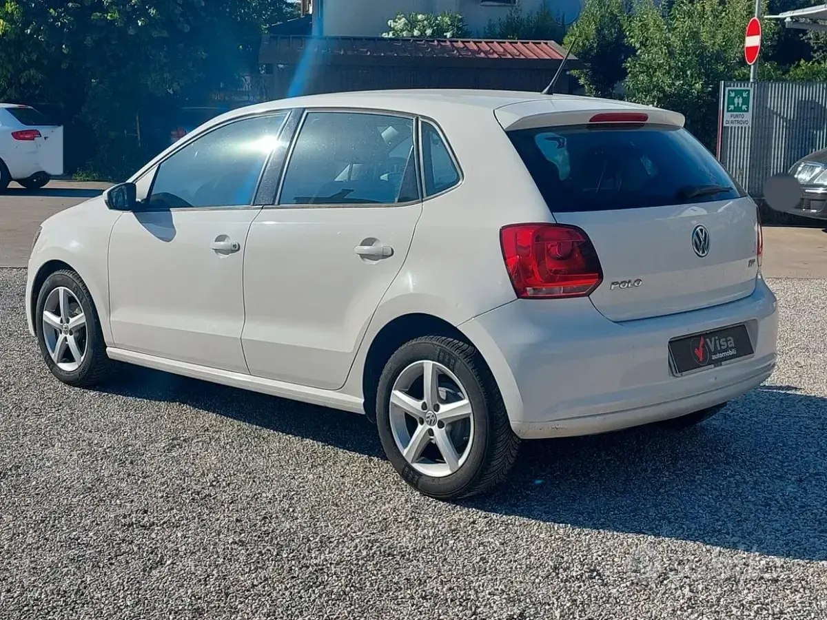 Usata VW Polo 75 CV (55 kW) 2011 Bianco Utilitaria