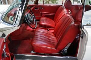 Usata Mercedes 280 SE 200 CV (147 kW) 1970 Bianco Coupé