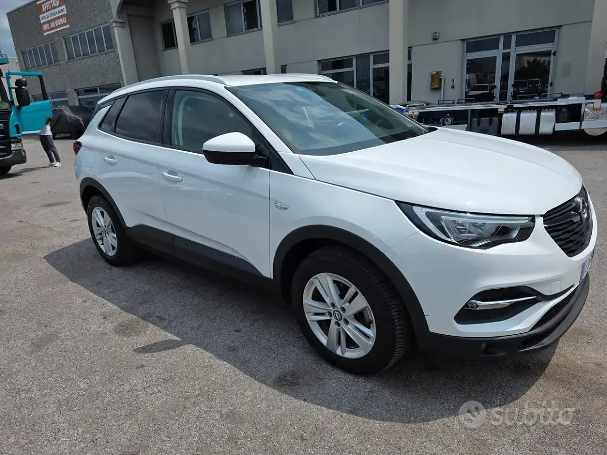 Usata Opel Grandland X 131 CV (96 kW) 2019 Bianco SUV