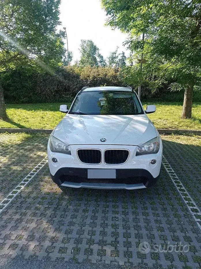 Usata BMW X1 143 CV (105 kW) 2010 Bianco SUV