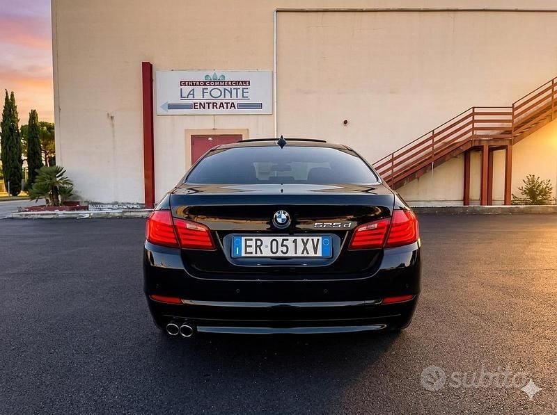 Usata BMW 525 Efficient Dynamics 218 CV (160 kW) 2013 Nero Berlina