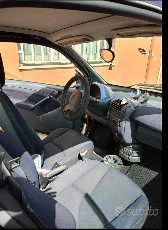 Usata Smart ForFour 2001 Bianco Utilitaria