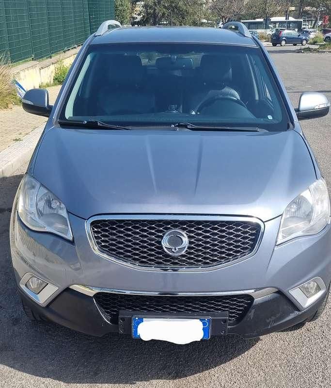 Usata SsangYong Korando 175 CV (128 kW) 2011 Grigio SUV