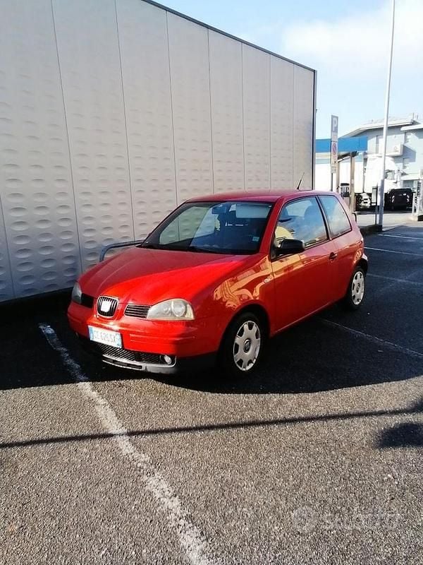 Usata Seat Arosa 50 CV (36 kW) 2003 Rosso Utilitaria