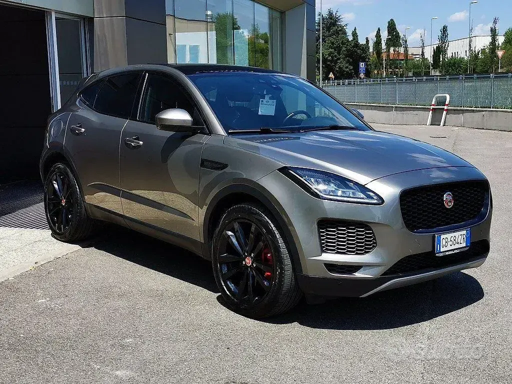 Usata Jaguar E-Pace S 150 CV (110 kW) 2020 Grigio SUV