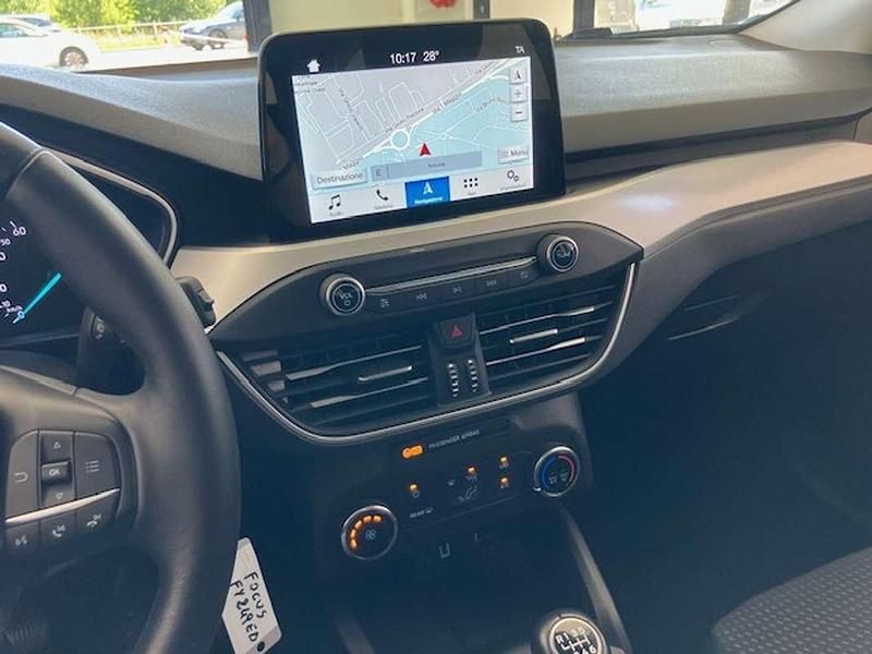 Käytetty Ford Focus Business Edition 95 HP (69 kW) 2021 Hopea Farmari