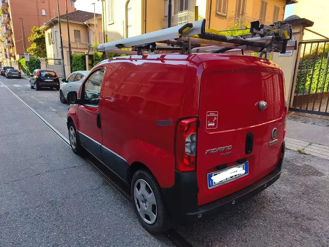 Usata Fiat Fiorino 95 CV (69 kW) 2016 Rosso Monovolume