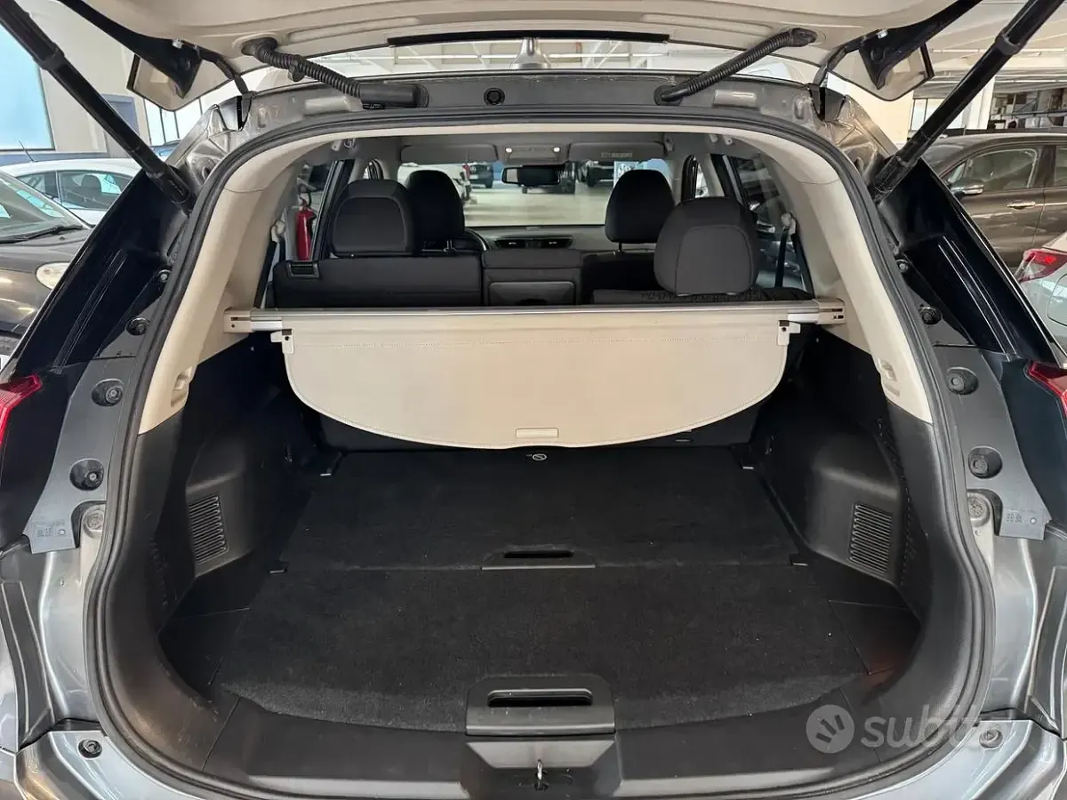 Usata Nissan X-Trail N-Connecta 131 CV (96 kW) 2018 Grigio SUV