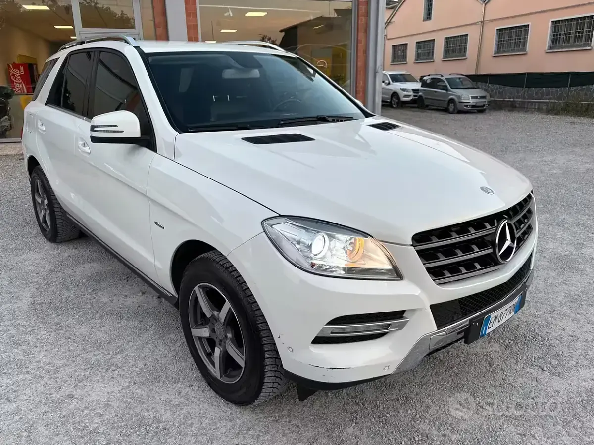 Usata Mercedes ML250 204 CV (150 kW) 2012 Bianco SUV