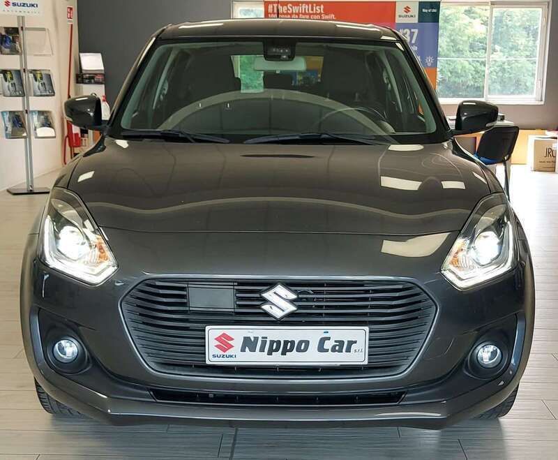 Usata Suzuki Swift 90 CV (66 kW) 2018 Grigio londra Utilitaria